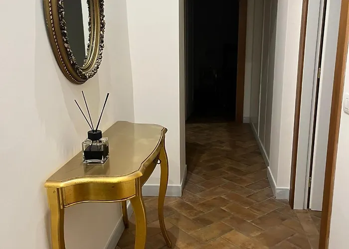Deluxe Spanish Steps Apartment *