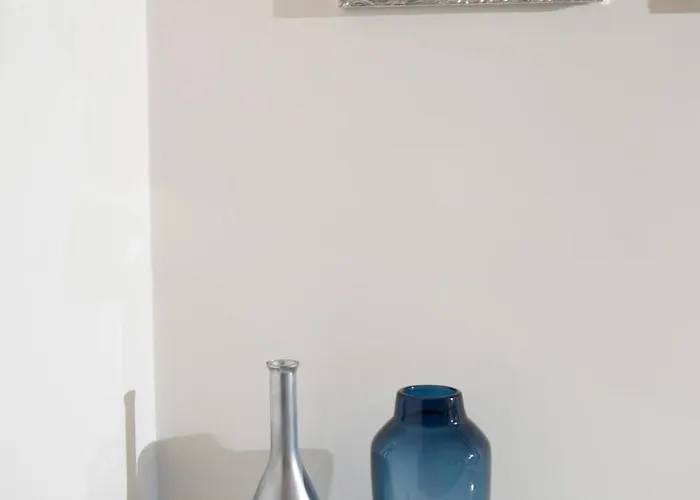 Deluxe Spanish Steps Apartment *